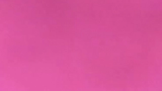 大学美女上课时间偷偷到学校附近的酒店见异地男网友