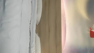 露脸大胸留学生