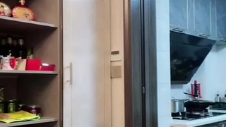 涂满润滑液的美臀骑射中出