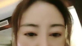 上海迪士尼乐园攻略星哥--车震新婚90后，开档丝袜--公园门口车震