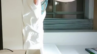 哥伦比亚业余情侣穿着内衣享受口交和阴道性交