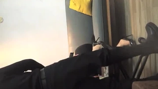新人小情侣刚入行，无套啪啪做爱，内射超粉嫩蝴蝶逼，手持镜头狠狠操 逼怼嘴第04集